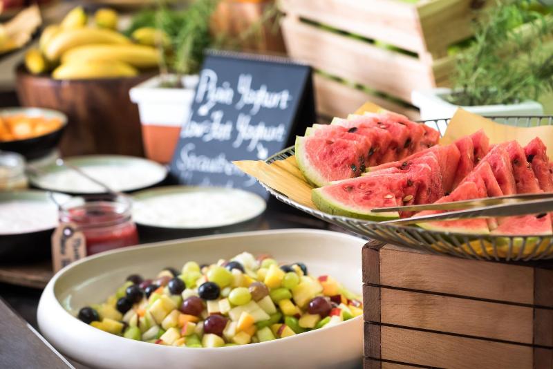 Radisson Blu Hotel Dubai Waterfront - Restoran