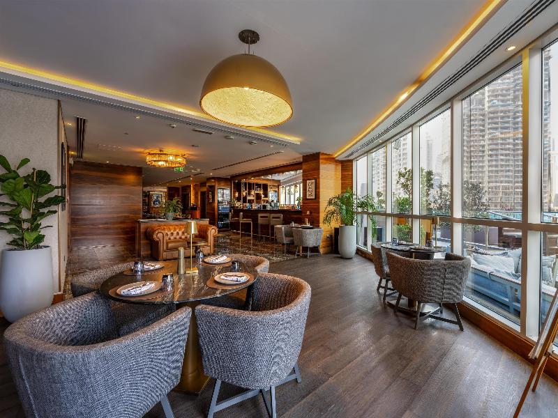 Radisson Blu Hotel Dubai Waterfront - Restoran