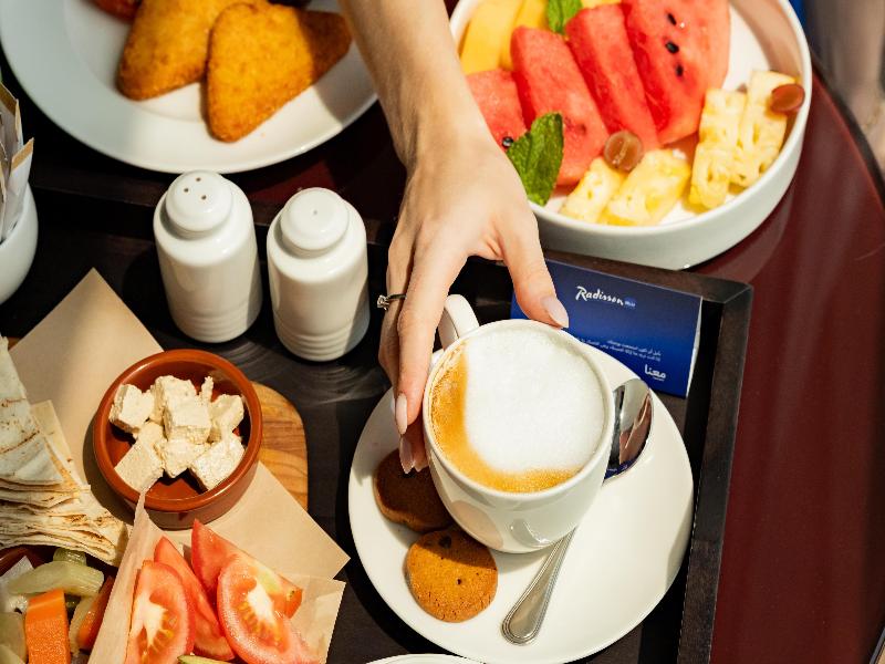 Radisson Blu Hotel Dubai Waterfront - Restoran