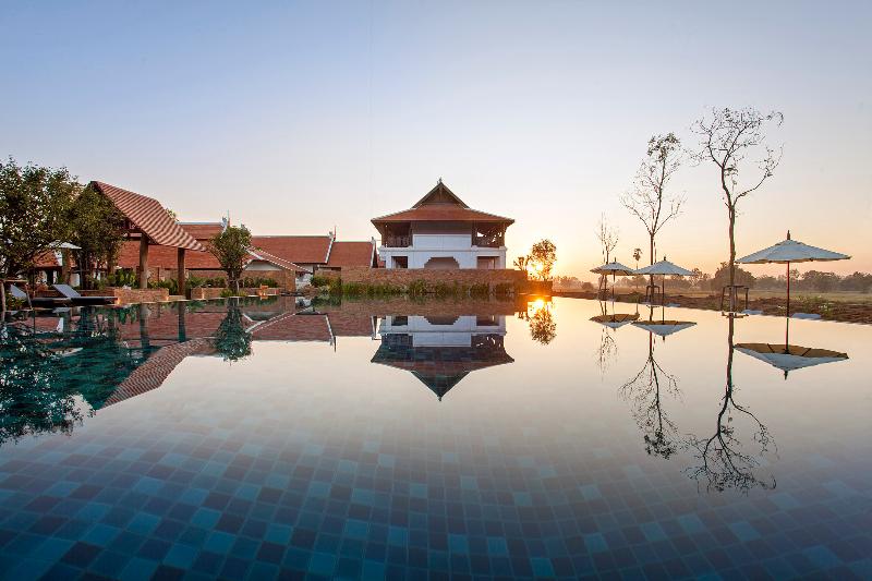 Sriwilai Sukhothai - Havuz