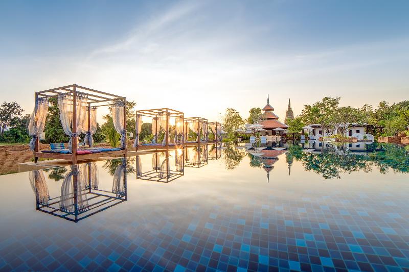 Sriwilai Sukhothai - Havuz
