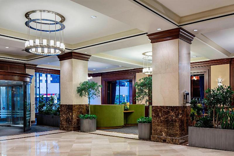 Sheraton New York Times Square Hotel - Lobi