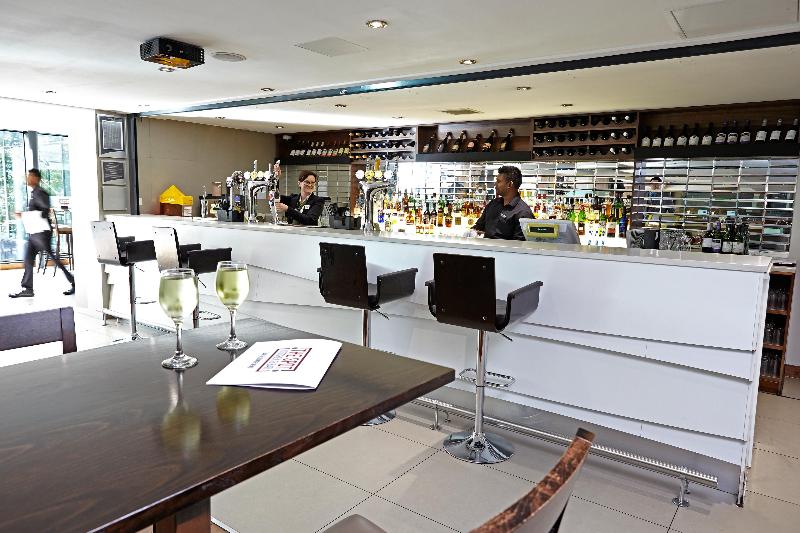 Holiday Inn Bristol City Center - Bar