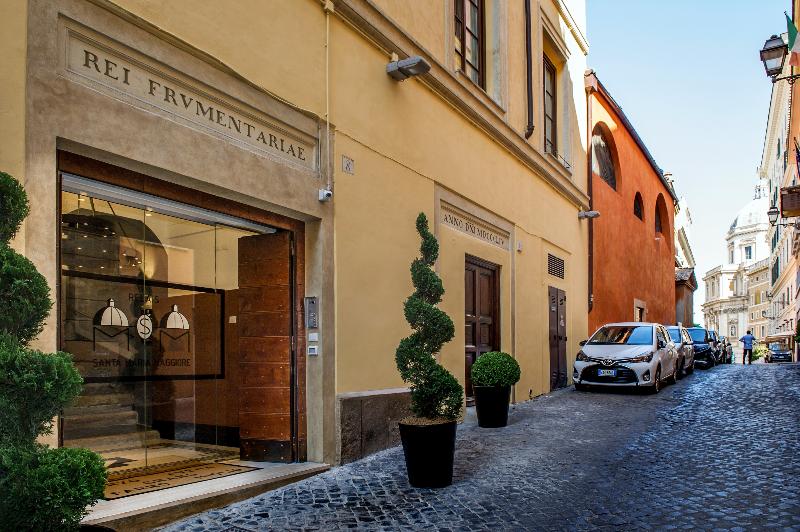 Relais Santa Maria Maggiore - Genel