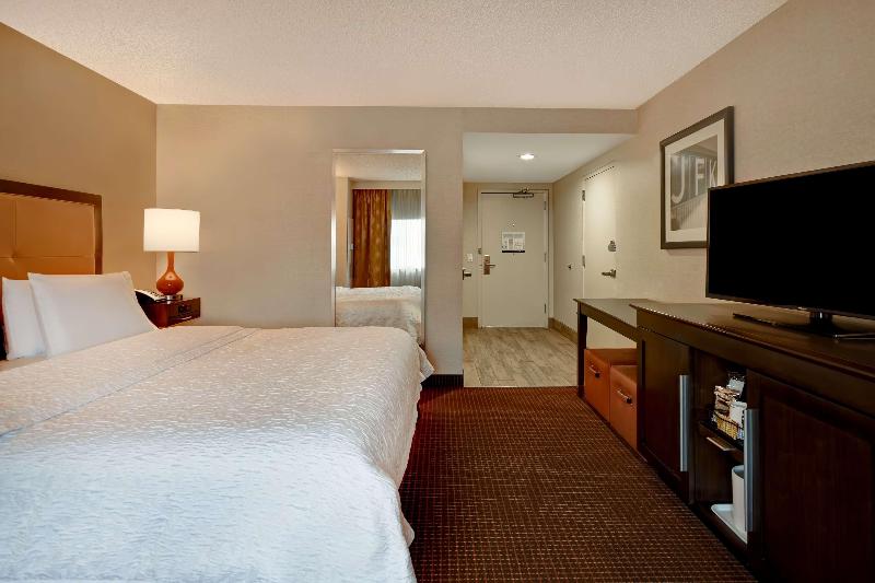 Hampton Inn NY-JFK - Oda