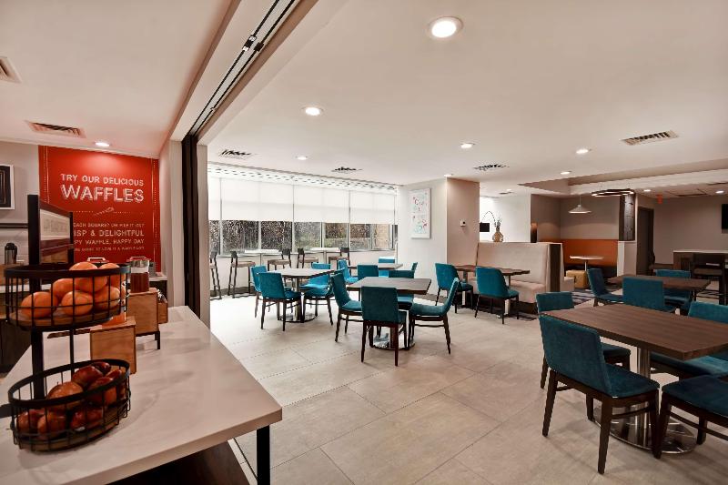 Hampton Inn NY-JFK - Restoran