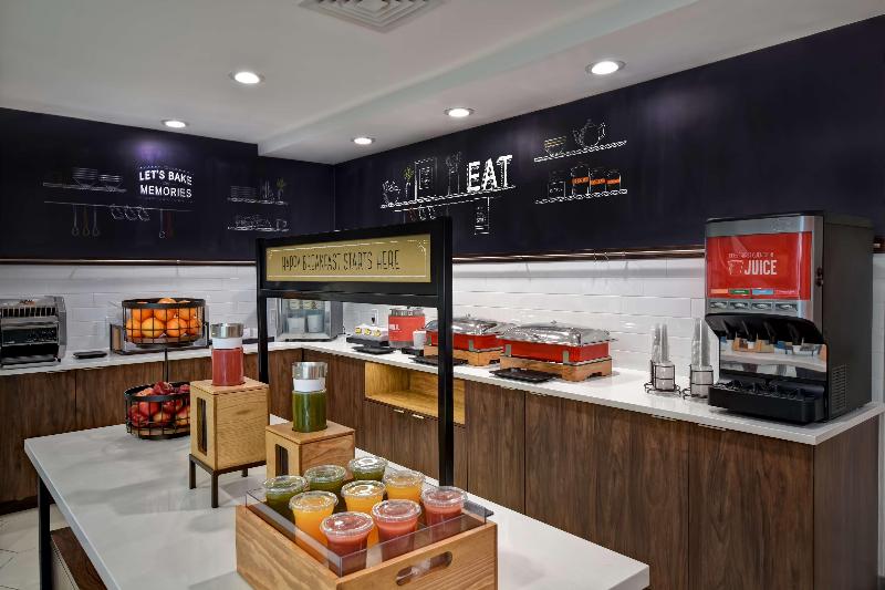 Hampton Inn NY-JFK - Restoran