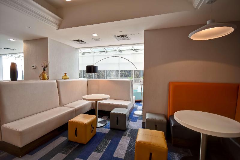 Hampton Inn NY-JFK - Restoran
