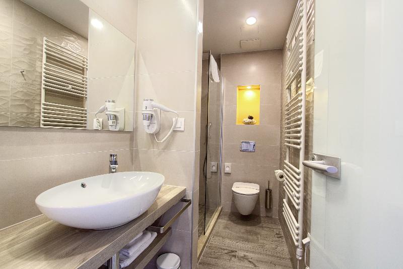 Kalamota Beach House - Oda