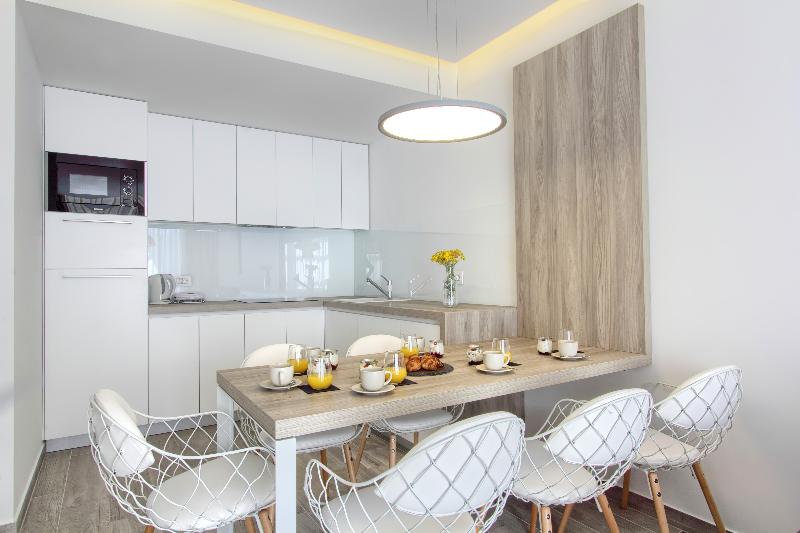 Kalamota Beach House - Oda