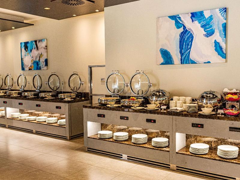 Mercure Dubai Barsha Heights Hotel Suites - Restoran