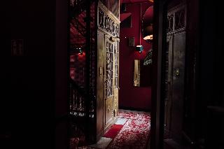 Provocateur, Berlin, a part of Sircle Collection fotoÄŸrafÄ±