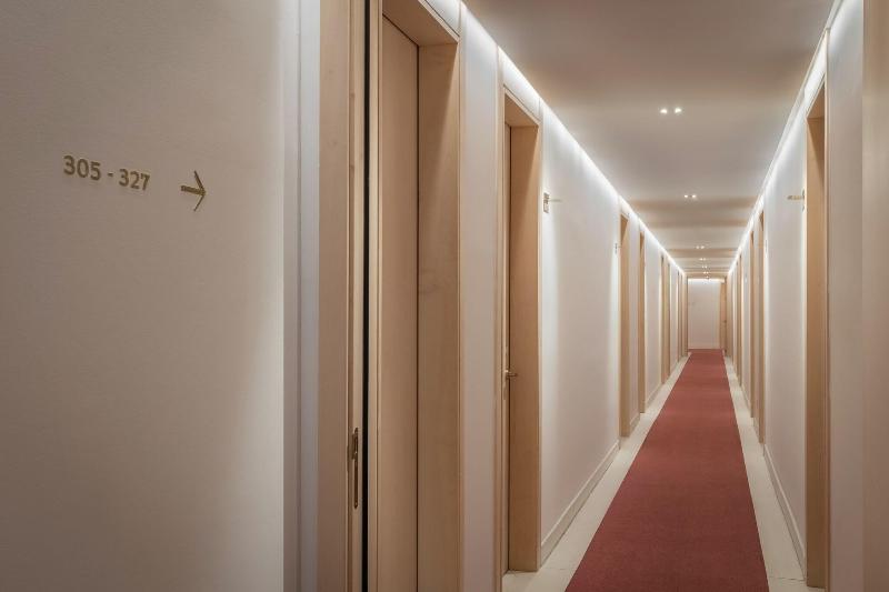 45TIMES BARCELONA HOTEL - Lobi