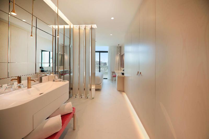 45TIMES BARCELONA HOTEL - Oda