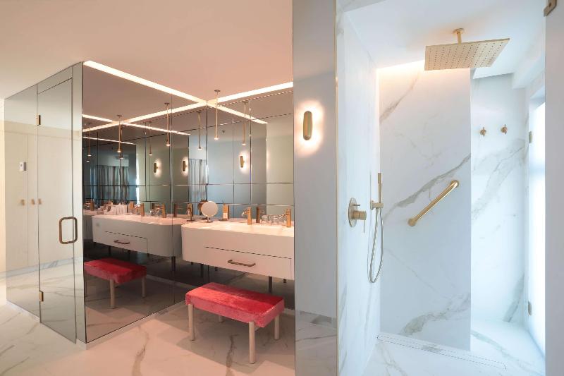 45TIMES BARCELONA HOTEL - Oda