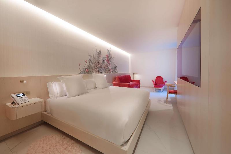 45TIMES BARCELONA HOTEL - Oda