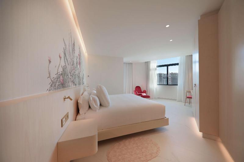 45TIMES BARCELONA HOTEL - Oda