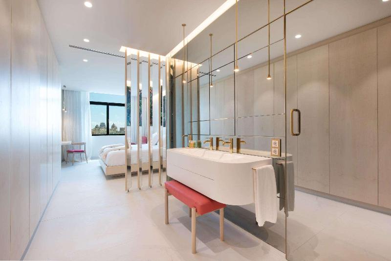 45TIMES BARCELONA HOTEL - Oda