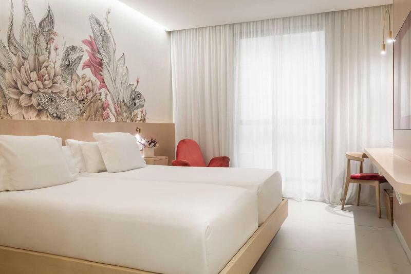 45TIMES BARCELONA HOTEL - Oda