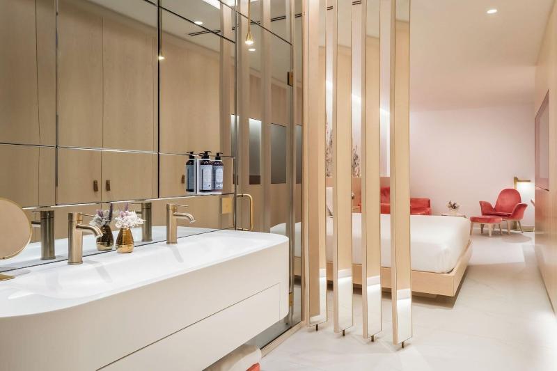 45TIMES BARCELONA HOTEL - Oda