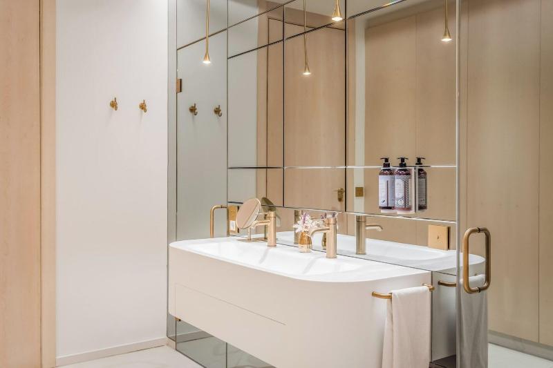 45TIMES BARCELONA HOTEL - Oda