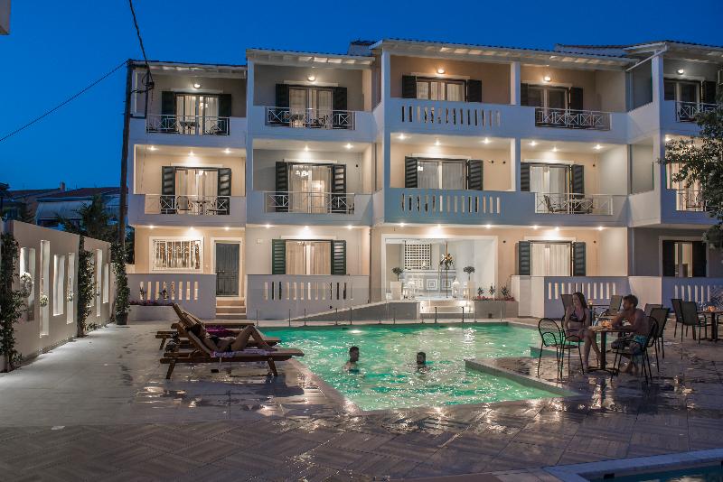 Lefkadio Suites - Havuz