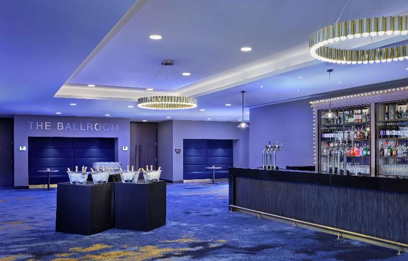 Doubletree by Hilton Hull - Genel