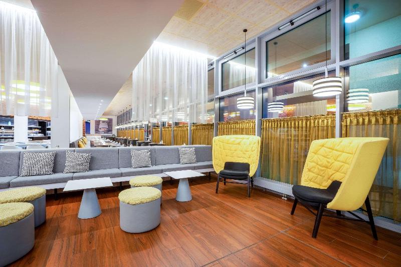 Hey Lou Hotel Frankfurt Airport - Lobi
