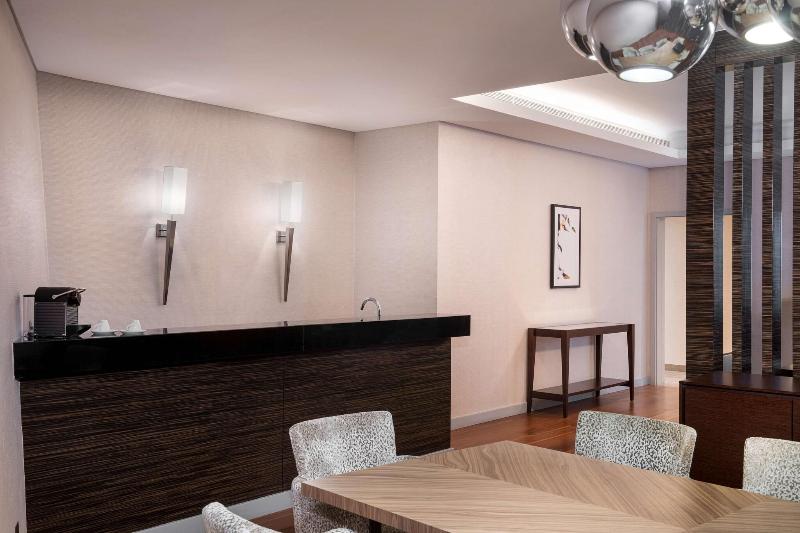 Hilton Riyadh Hotel & Residences - Oda