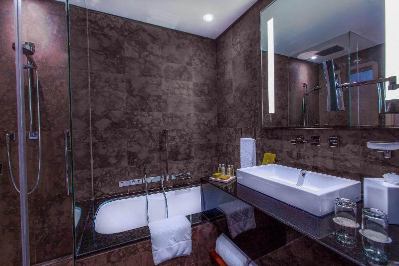 Hilton Riyadh Hotel & Residences - Oda