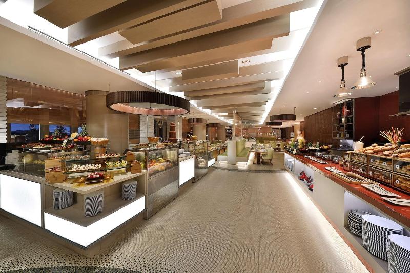 Hilton Riyadh Hotel & Residences - Restoran