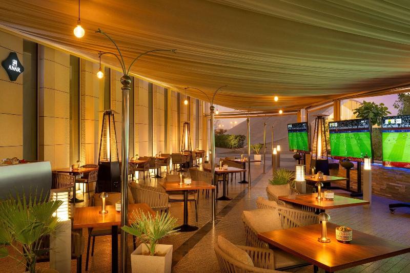 Hilton Riyadh Hotel & Residences - Restoran