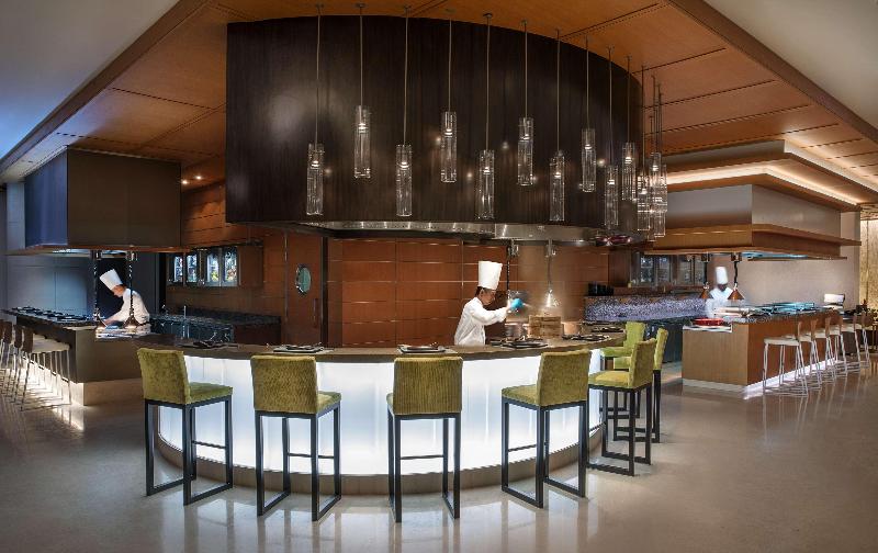 Hilton Riyadh Hotel & Residences - Restoran