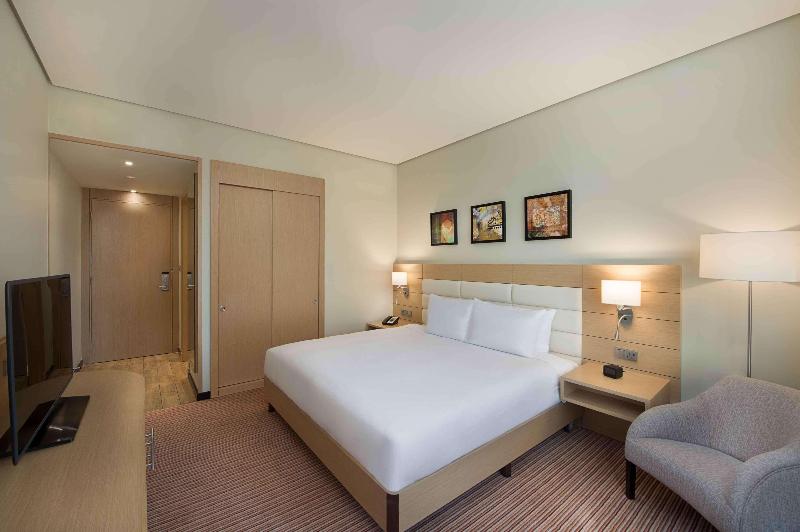 Hilton Garden Inn Al Khobar - Oda