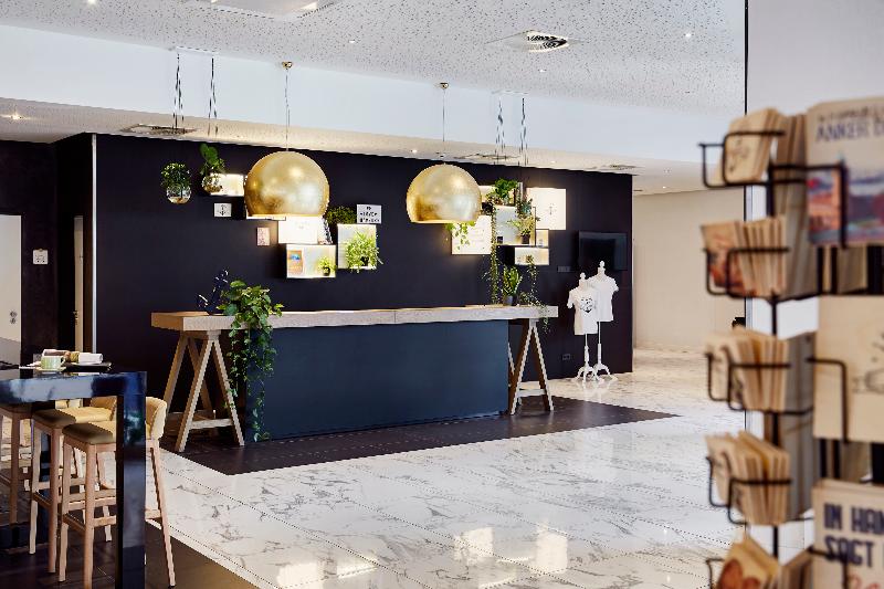 INNSiDE by Meliá Hamburg Hafen - Lobi