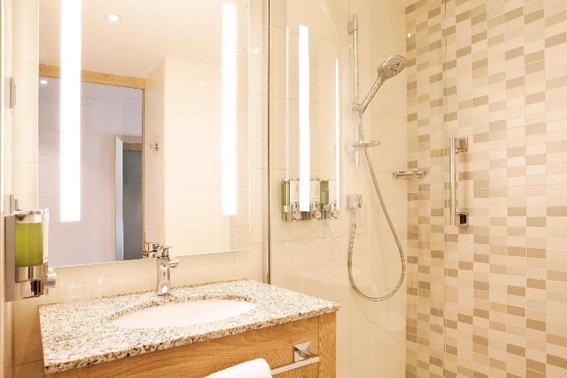 Hampton by Hilton Aachen Tivoli - Oda