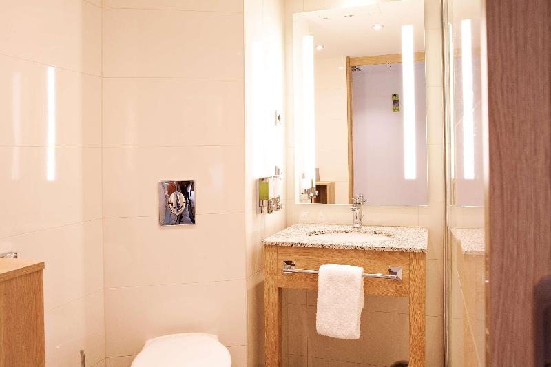 Hampton by Hilton Aachen Tivoli - Oda