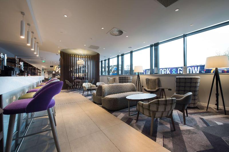 Hampton by Hilton Edinburgh Westend - Bar