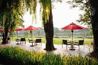 Cross Chiang Mai Riverside fotoÄŸrafÄ±