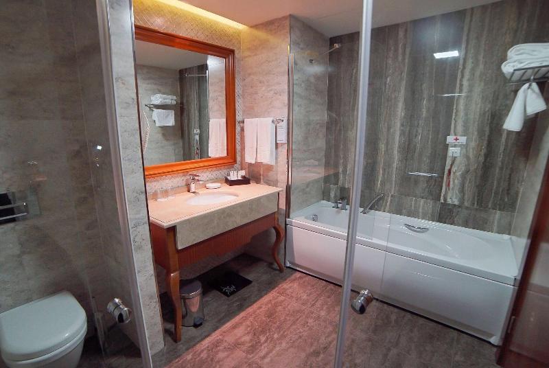 Wyndham Batumi - Oda