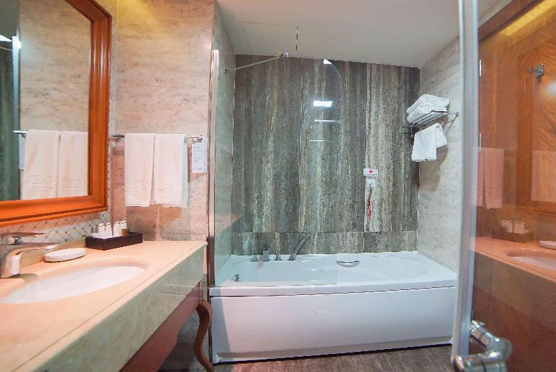 Wyndham Batumi - Oda