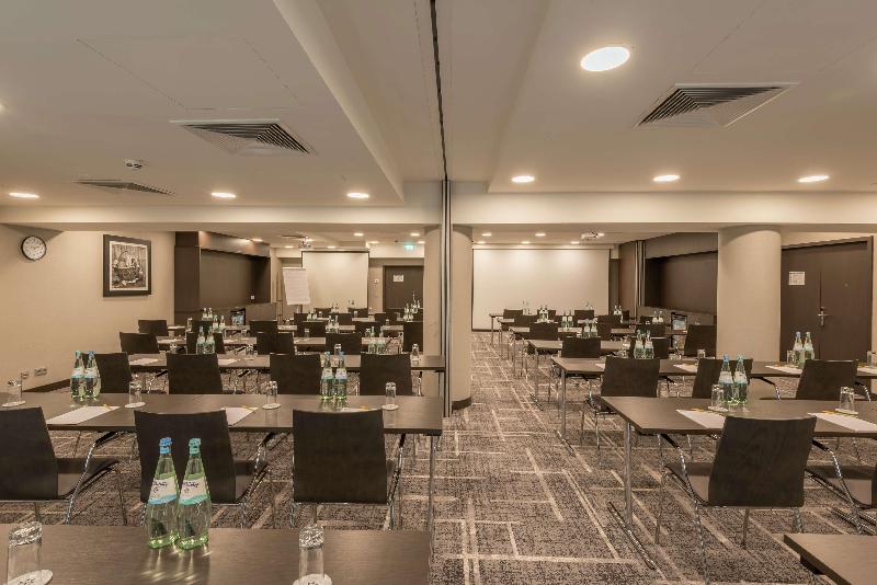 Hilton Garden Inn Frankfurt City Centre - Toplantı