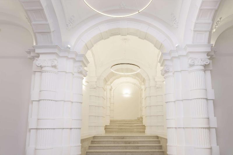 Hilton Garden Inn Bucharest Old Town - Lobi