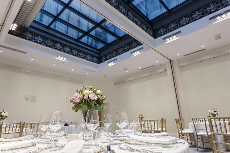 Hilton Garden Inn Bucharest Old Town - Toplantı
