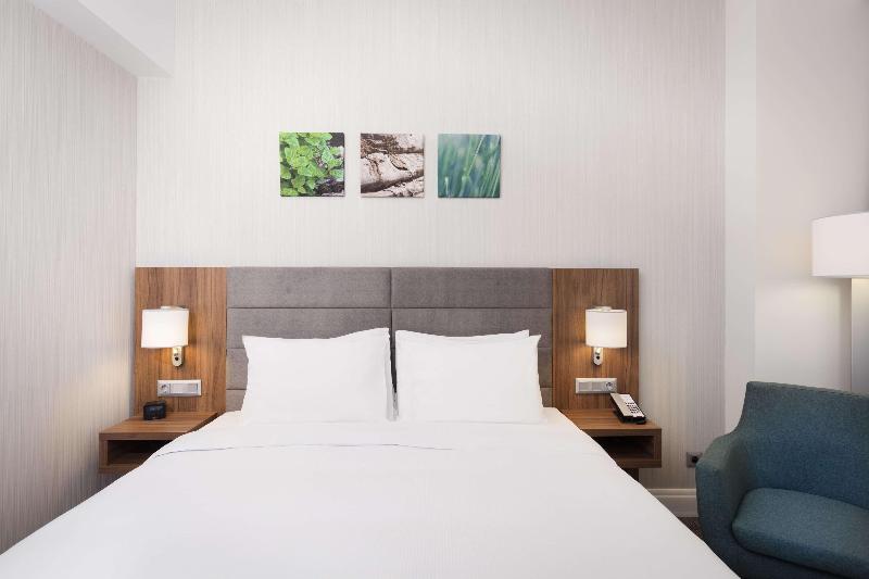 Hilton Garden Inn Bucharest Old Town - Oda