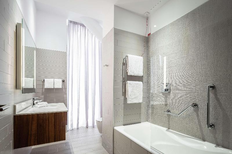 Hilton Garden Inn Bucharest Old Town - Oda