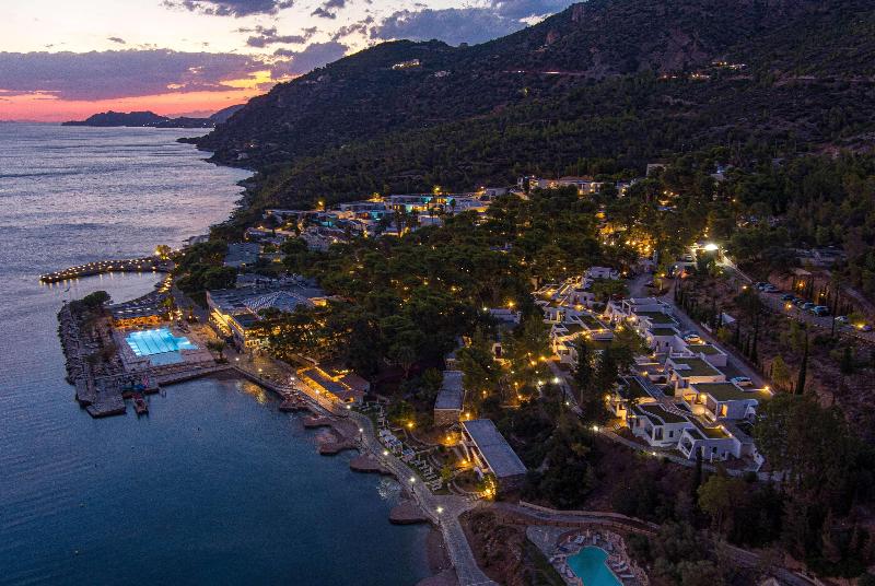 Ramada by Wyndham Loutraki Poseidon Resort - Genel