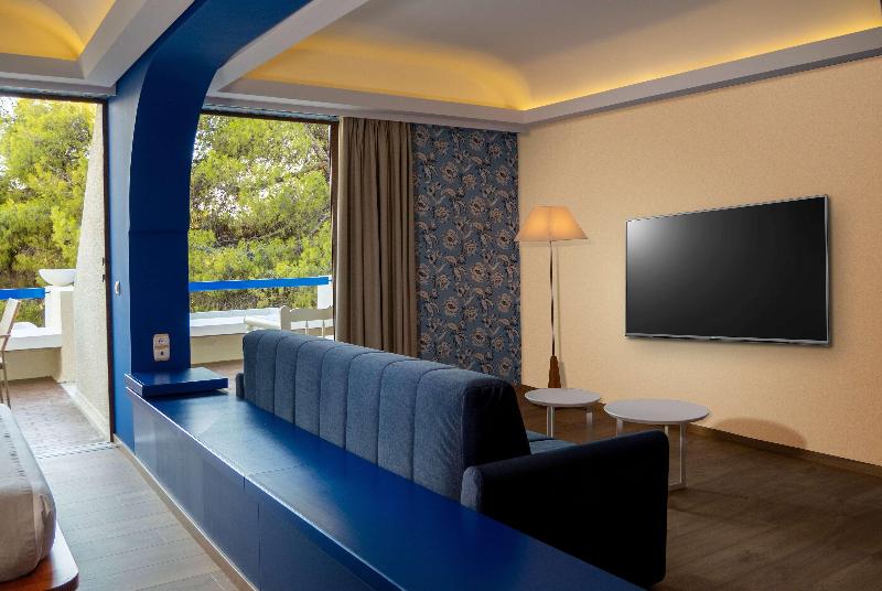 Ramada by Wyndham Loutraki Poseidon Resort - Oda