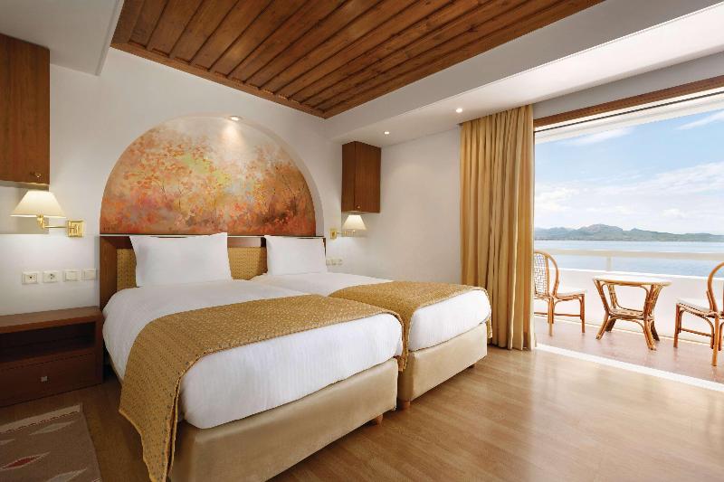 Ramada by Wyndham Loutraki Poseidon Resort - Oda
