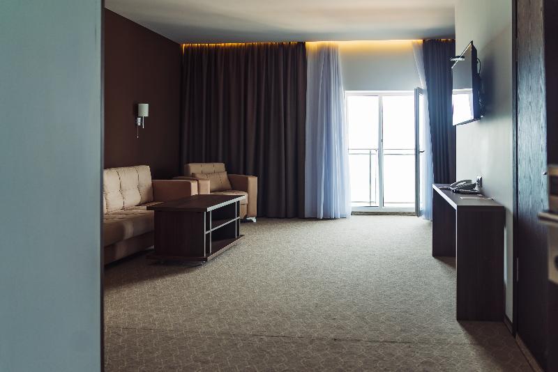Sky Inn Batumi - Oda